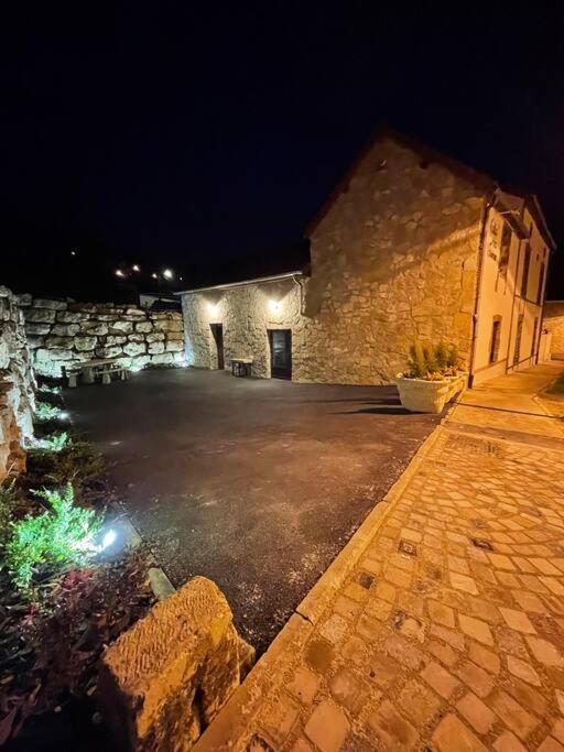 Le Gite Du Pere Chayoux Champillon Kültér fotó